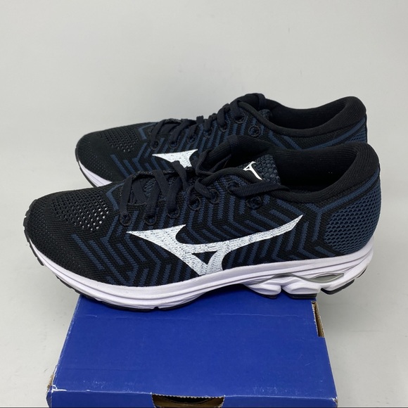 MIZUNO WaveKnit R2 Womens Sneaker Size 6 - Picture 3 of 9